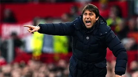 Conte: 'Arteta không đủ tư cách đòi hỏi công bằng'