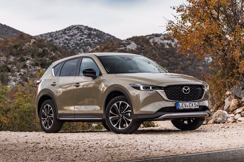 Mazda CX-5 tăng doanh số mạnh mẽ trong tháng 2/2022