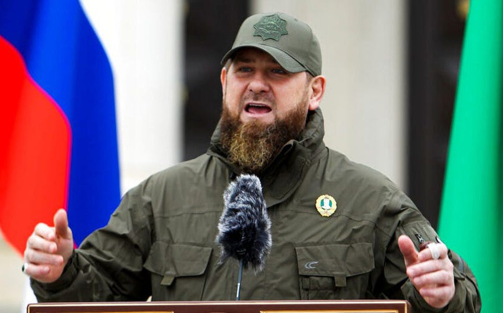 "Bạn thân" của Tổng thống Putin cảm ơn Mỹ gửi vũ khí cho Ukraine: Lý do đầy bất ngờ!