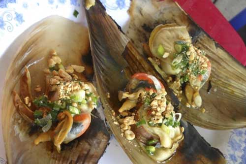 Món bàn mai cực đắt khách ở Quảng Ninh, ai muốn ăn phải xếp hàng chờ tới lượt