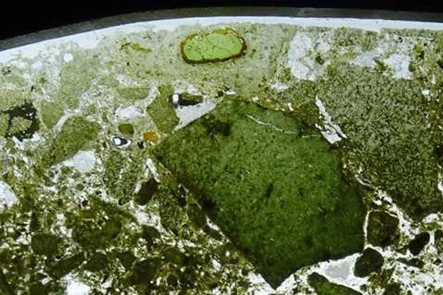 "Thây ma" nửa tỉ năm chui vào lòng Trái Đất, mắc kẹt giữa kim cương