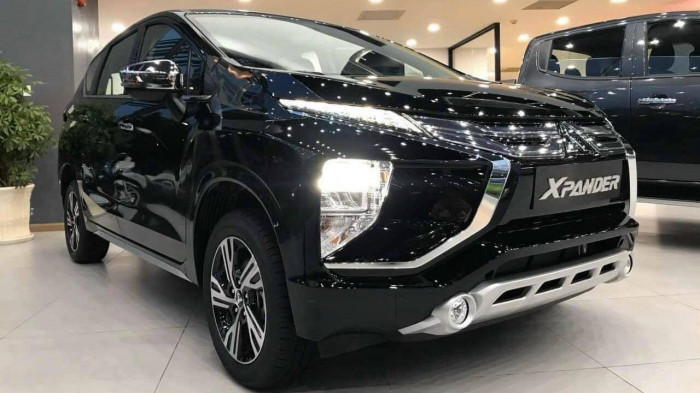 Giá xăng lập đỉnh, Mitsubishi Xpander bán chạy nhất phân khúc