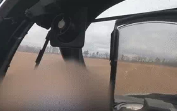 Phi công Nga kể lại trận đánh nghẹt thở bảo vệ Ka-52 dính đạn - Quân Ukraine vây 4 phía!