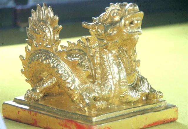 Báu vật không có cái thứ 2 ở Việt Nam, nặng 220 lượng vàng, chuyên gia khen hết lời - Ảnh 3.