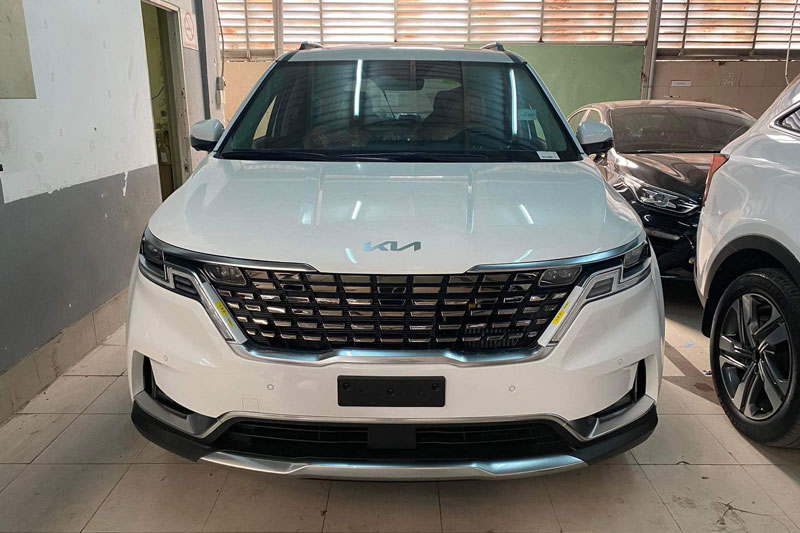 Những ưu điểm đáng "đồng tiền bát gạo" của Kia Carnival