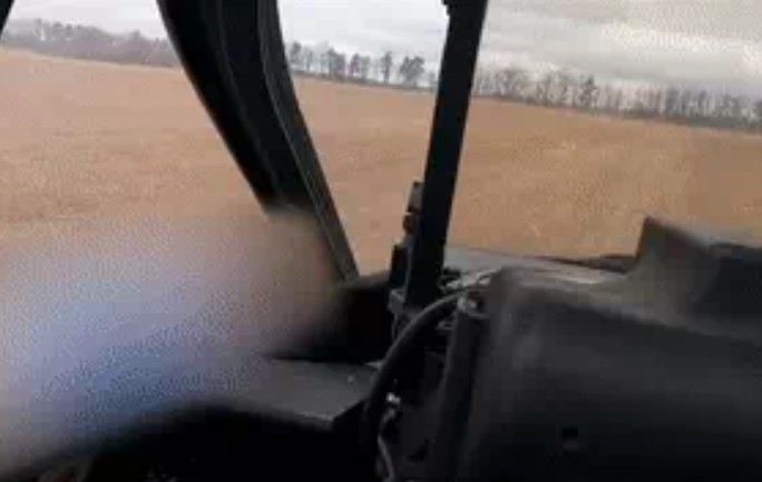 Phi công Ka-52 Nga vác AK đối đầu lính Ukraine - Điều gì đã xảy ra sau khi video kết thúc?