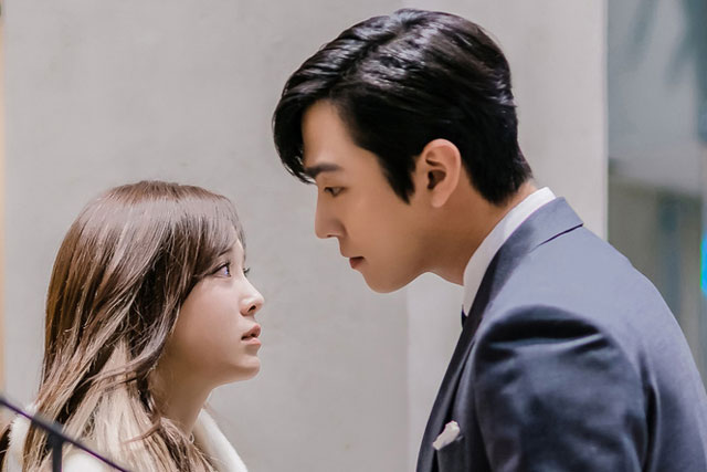 Ahn Hyo Seop của Hẹn hò chốn công sở bị đào hình ảnh cũ thua xa hiện tại, fan chỉ ra 3 điểm giúp thăng hạng nhan sắc