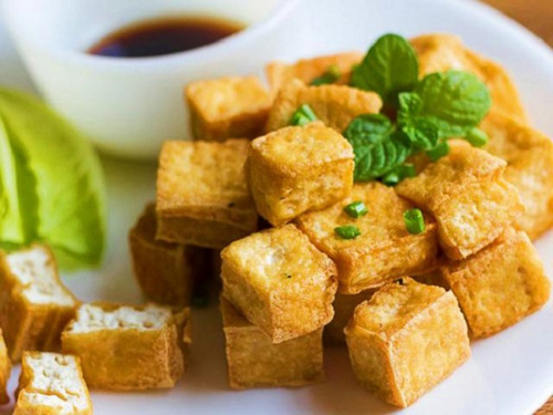 Tuyệt chiêu rán đậu giòn ngon mà không cần chảo chống dính