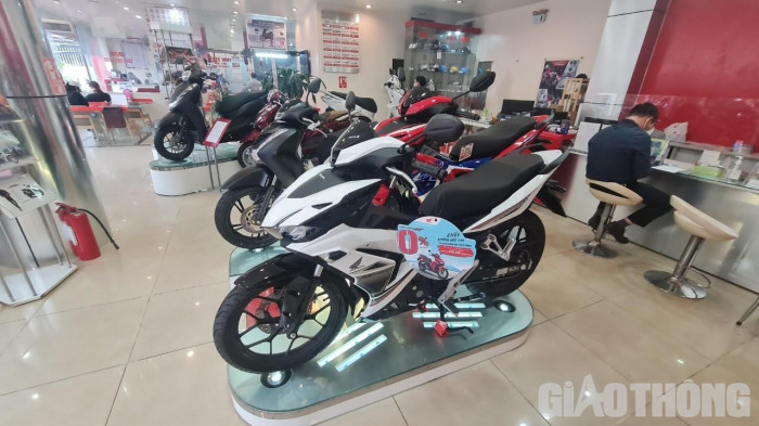 Giá xe Honda Winner X tháng 3/2022: Giảm giá sốc