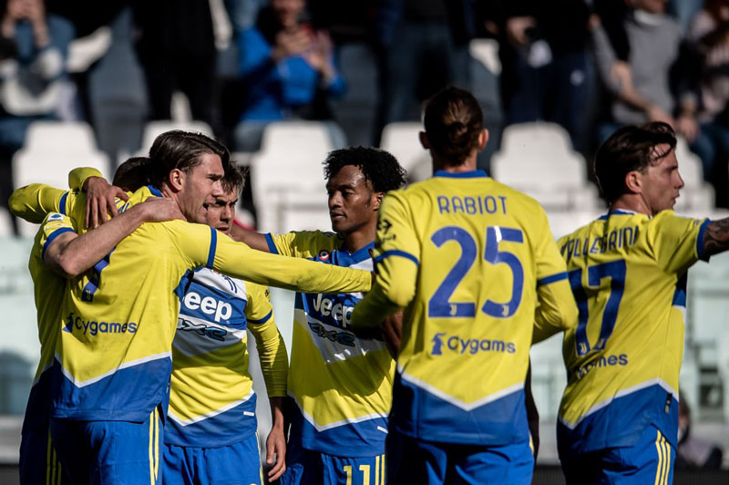 Song sát Dybala - Vlahovic nổ súng, Juventus nuôi hy vọng vô địch