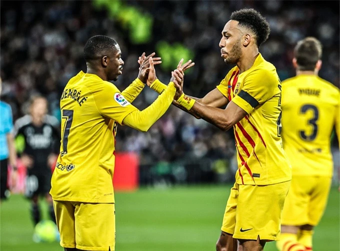 Dembele và Aubameyang phối hợp mang về bàn mở tỷ số