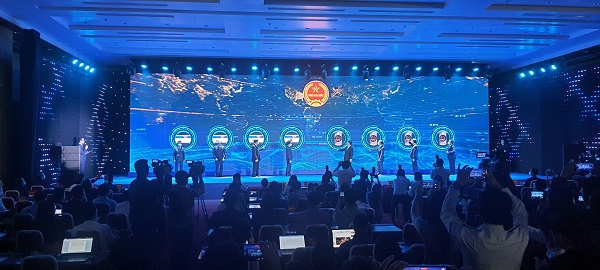 Công bố Cổng thông tin điện tử dành cho nhà cung cấp nước ngoài và triển khai ứng dụng eTax Mobile