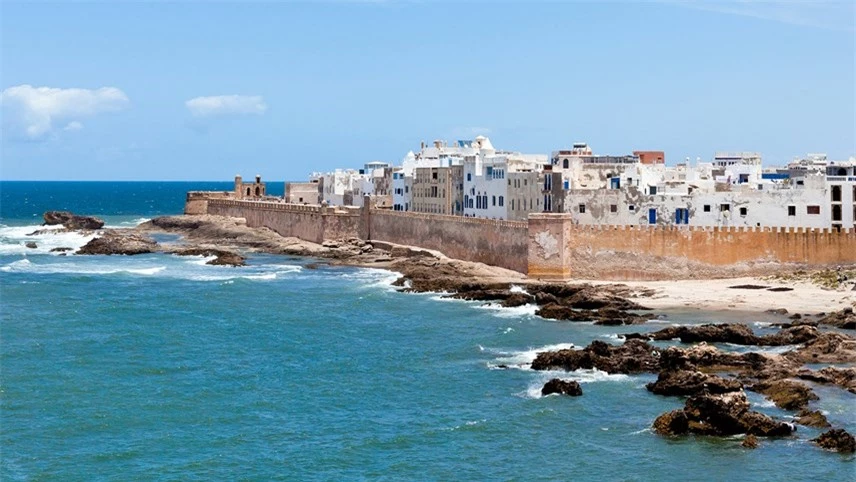 Cảng ở thị trấn cổ Essaouira tại Morocco. Ảnh: CNN.