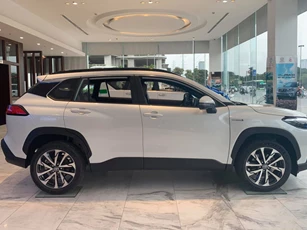 Việt Nam tiêu thụ bao nhiêu xe ô tô trong 3 năm qua?