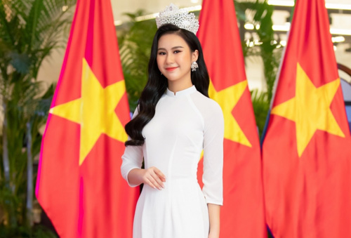 Nhan sắc nữ sinh Bắc Ninh đại diện Việt Nam tham dự Miss Teen Grand International
