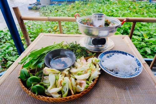 Lẩu bần chua – đặc sản Cần Thơ thơm ngon mang hơi thở 'hương đồng gió nội'