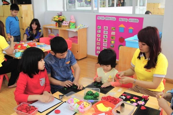 TP Hồ Chí Minh ban hành nhiều chính sách hỗ trợ học sinh và giáo viên mầm non năm học 2021-2022