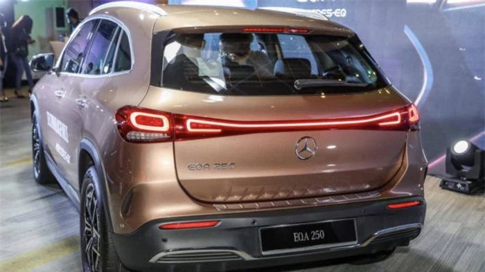 mercedes-benz eqa 2022 ra mắt Đông nam Á, giá 1,5 tỷ đồng