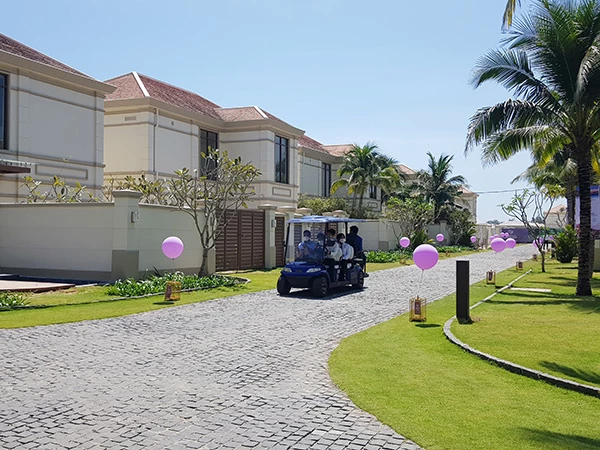 Mặc dù gặp khó khăn do dịch bệnh COVID-19 nhưng dự án Fusion Resort & Villas Danang vẫn được triển khai đúng tiến độ