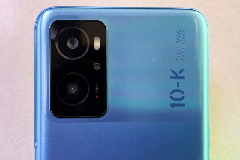 Smartphone chống nước, RAM 8 GB, màn hình 90Hz, sạc 33W, giá hơn 4 triệu