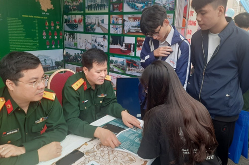 Xét tuyển đại học 2022: Thí sinh chỉ được đăng ký 1 nguyện vọng cao nhất vào 1 trường quân đội