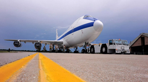 NÓNG: Máy bay “Ngày Tận thế” chống hạt nhân của Mỹ được đưa tới Anh khi ông Biden đến châu Âu