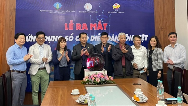 Ra mắt ứng dụng số cho Diễn đàn tôm Việt 