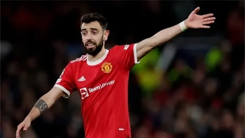 MU chuẩn bị tăng lương gấp đôi cho Bruno Fernandes