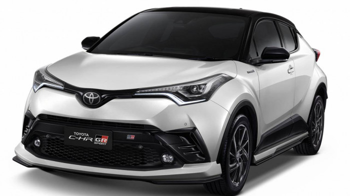 Khám phá Toyota C-HR Hybrid GR Sport, giá 813 triệu đồng