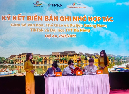 Ra mắt chiến dịch #HelloQuangNam