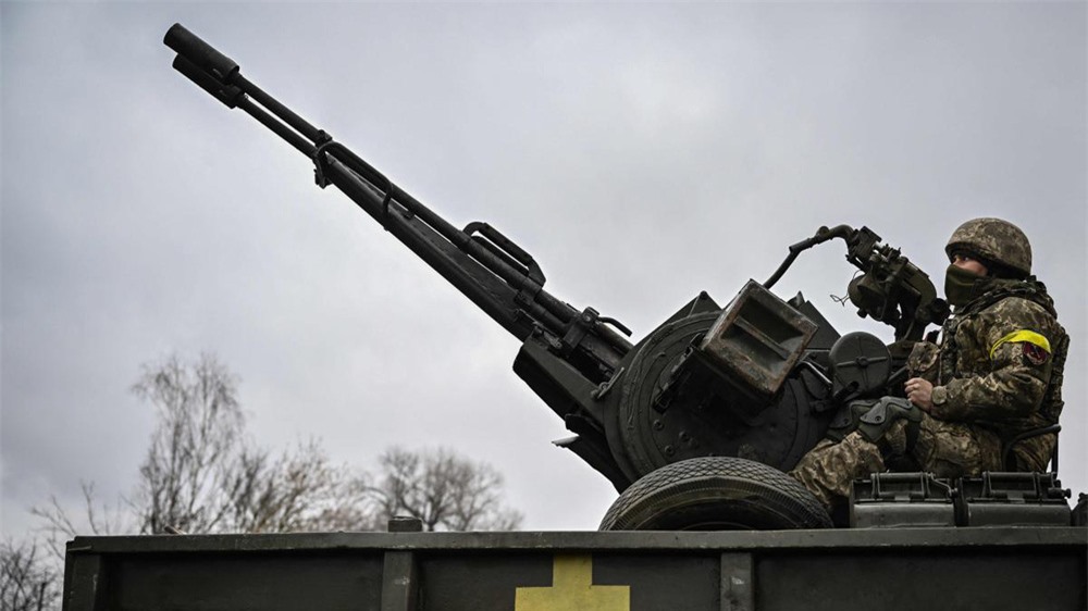 Phương Tây hứa viện trợ quân sự cho Ukraine nhiệt tình, nhưng nói không đi đôi với làm - Ảnh 1.