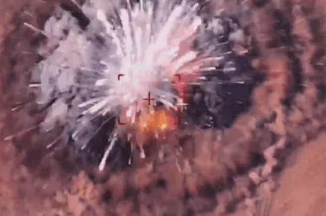 Tên lửa Iskander Nga hủy diệt hệ thống Buk - Hủy diệt xương sống phòng không Ukraine