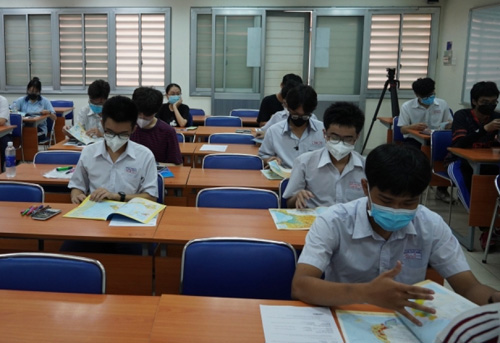 Gần 80.000 thí sinh dự thi đánh giá năng lực đợt 1 của Đại học Quốc gia TP Hồ Chí Minh