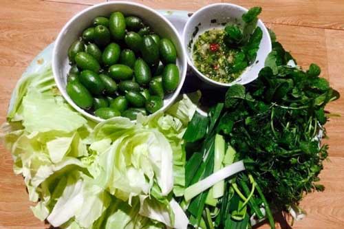 Nhót xanh chấm chẩm chéo: Món ngon vùng Tây Bắc khiến hội chị em 'phát cuồng'