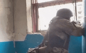 Topwar: QĐ Nga đã kiểm soát tới 80% Mariupol - Lực lượng Ukraine bị dồn tới sát bờ biển!