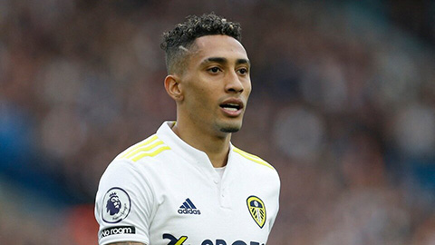 Barcelona đạt thỏa thuận chiêu mộ Raphinha