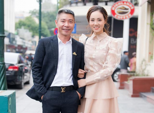 Vợ NSND Công Lý tiết lộ tình trạng sức khỏe của chồng, thừa nhận đang ở nhà thuê