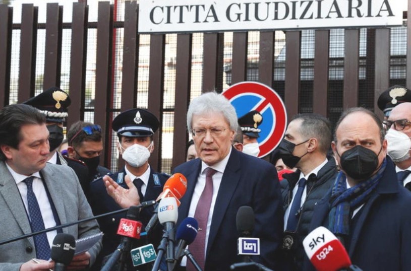 Đăng bài bàn về việc "ám sát" ông Putin, tờ báo nổi tiếng của Ý bị đại sứ Nga khởi kiện