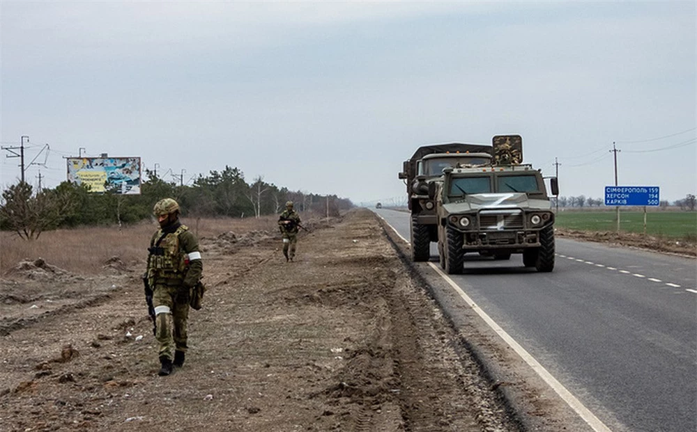 CNN: Hiện là 4h sáng giờ Kiev và đây là các diễn biến quân sự chính ở Ukraine - Ảnh 1.