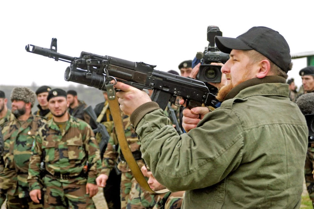 ‘Đoàn xiếc Chechnya ở Ukraine - Đòn giội ngược vào Kadyrov: Bong bóng danh tiếng vỡ vụn? - Ảnh 3.