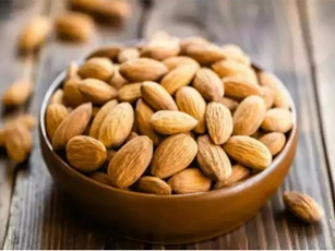 Mách bạn các thức ăn nhẹ lành mạnh dưới 100 calo để ăn đêm