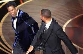 Will Smith viết tâm thư xin lỗi Chris Rock sau sự cố ở Oscar 2022