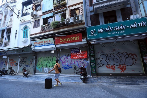 Mỗi tháng có hơn 17.000 doanh nghiệp rút lui khỏi thị trường