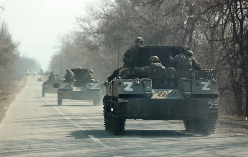 NÓNG: Dính đòn, QĐ Ukraine bỏ phòng tuyến ở Mariupol rút chạy - Kiev và Chernihiv tạm yên! - Ảnh 3.