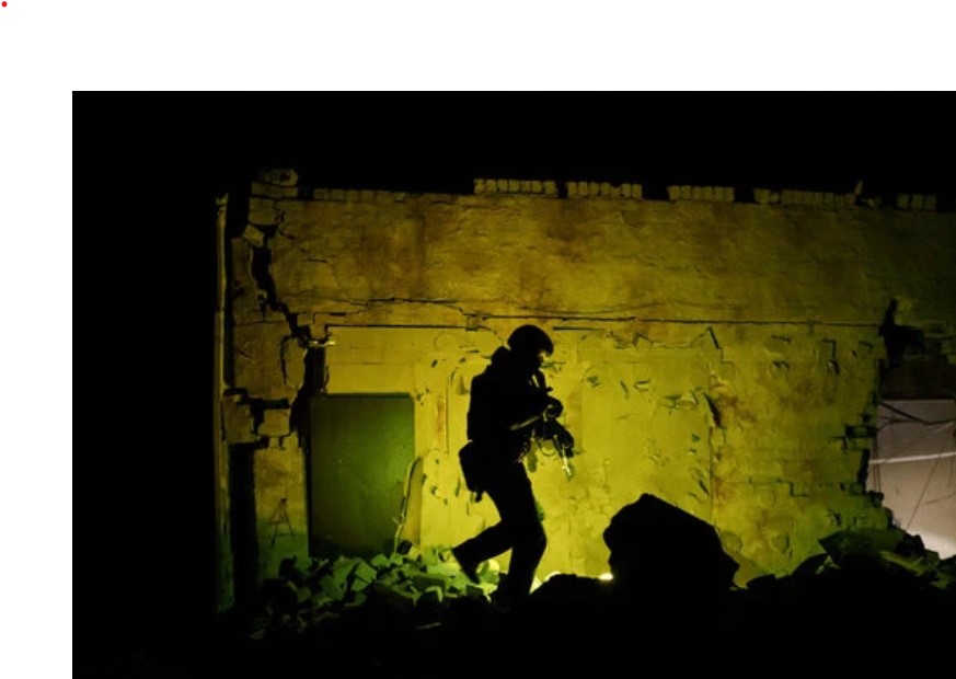 Tuyên bố rút khỏi Kiev, Nga tính kế "điệu hổ ly sơn": Quân đội Ukraine đến Donbass sẽ mắc mưu?