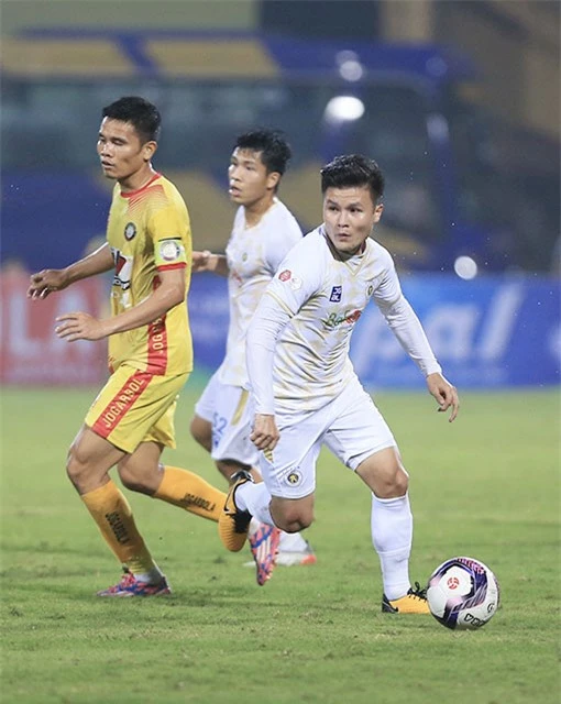 Quang Hải đã giành hầu hết những danh hiệu của bóng đá Việt Nam cùng Hà Nội FC - Ảnh: Đức Cường