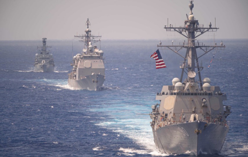 NÓNG: Mỹ hành động bất ngờ ở Biển Đen giữa lúc Ukraine sắp mất Mariupol, Donbass nguy ngập