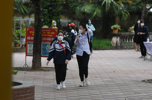 Học sinh từ lớp 7-12 tại Hà Nội được ăn bán trú khi đi học trực tiếp