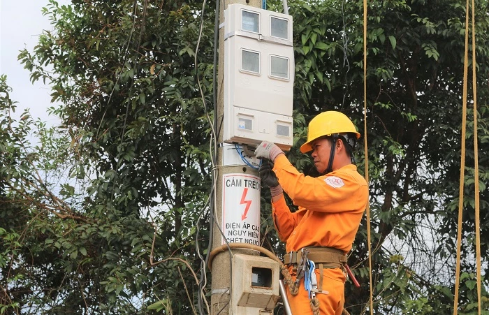 Đơn giản hóa thủ tục cấp điện mới cho khách hàng thông qua kênh trực tuyến