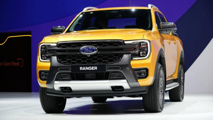 Cận cảnh Ford Ranger 2022 vừa ra mắt tại Thái Lan, giá từ 633 triệu đồng